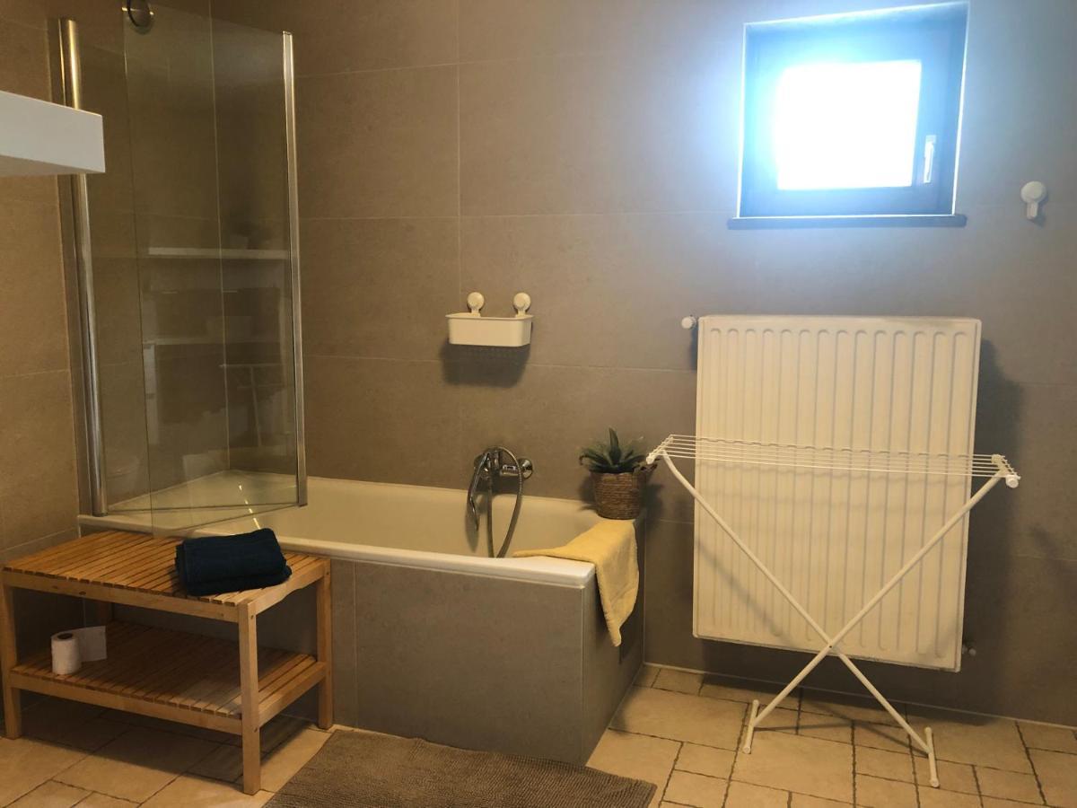 Au Coeur Des Collines, Charmette Villa Ellezelles Kültér fotó